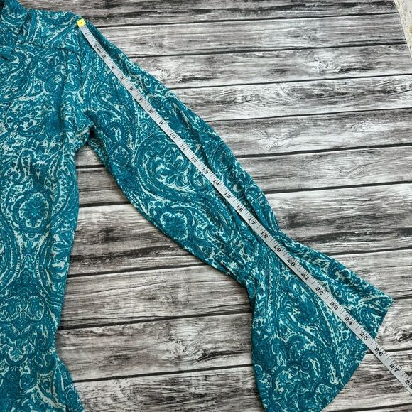 Women's Lucy Love Lace Up Casanova Blouse Tunic Teal Paisley L NWT - Picture 13 of 15